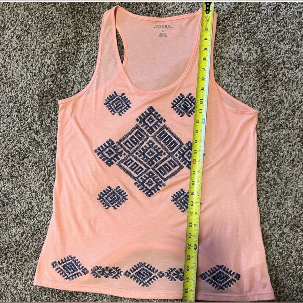 Roper peach with navy blue designs embroidered sleeveless top XL